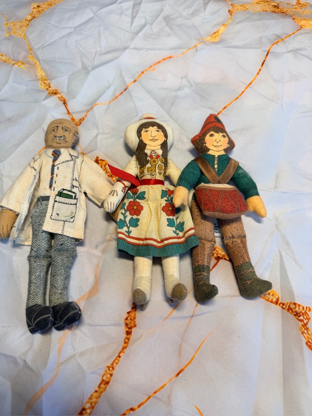Hallmark dolls Vintage